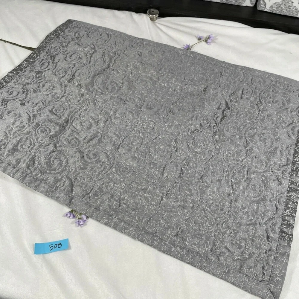 NIB [‎ 1 Standard ] Quilt Sham for Hotel Collection Classic Embossed Jacquard